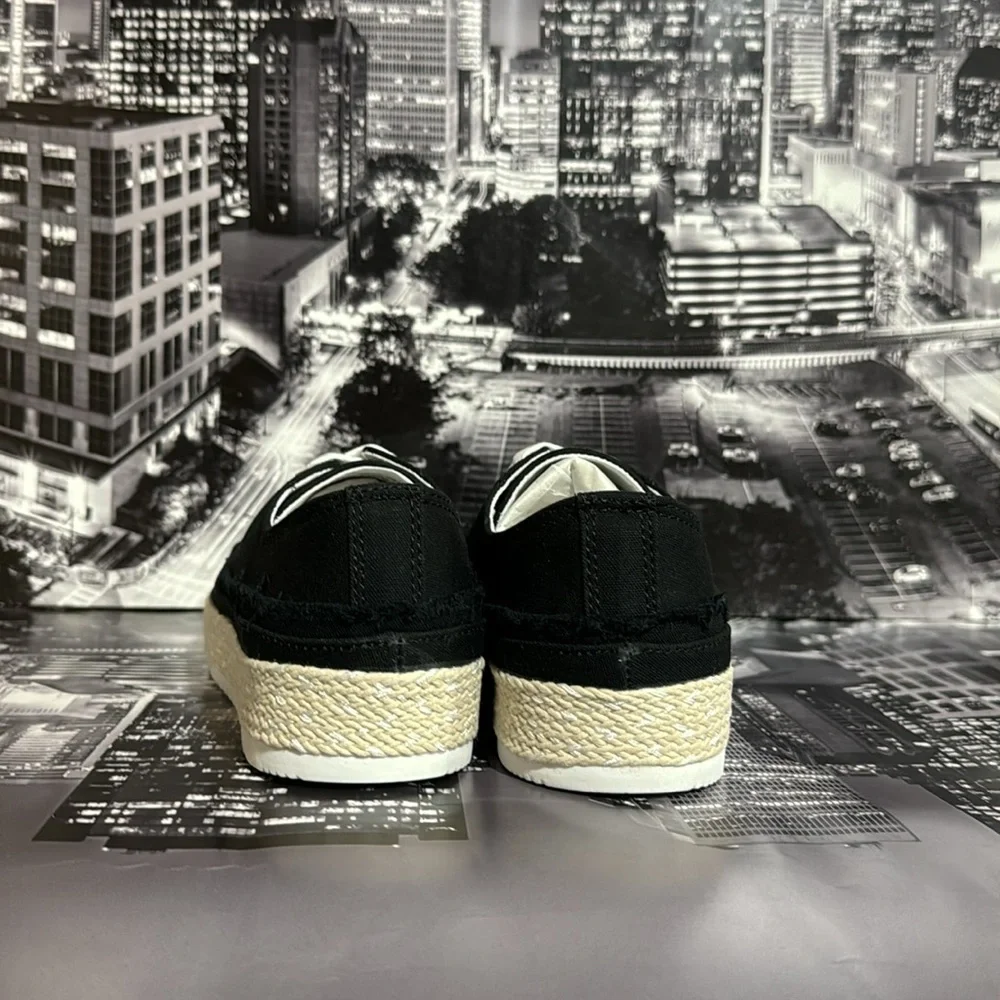 Very G Canvas Sneakers - Picture 4 of 7